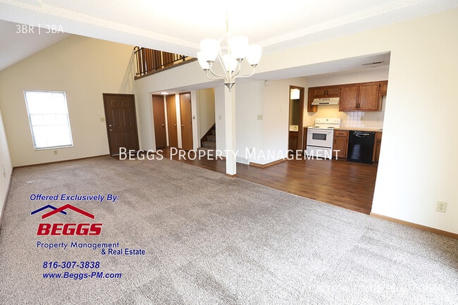 Photo - 213 Dains St