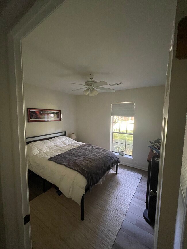 Photo - 31 Hillcreek Blvd