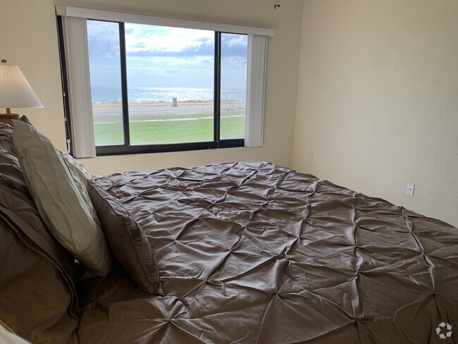 Building Photo - 2600 Ocean Shore Blvd Unit 111 Rental