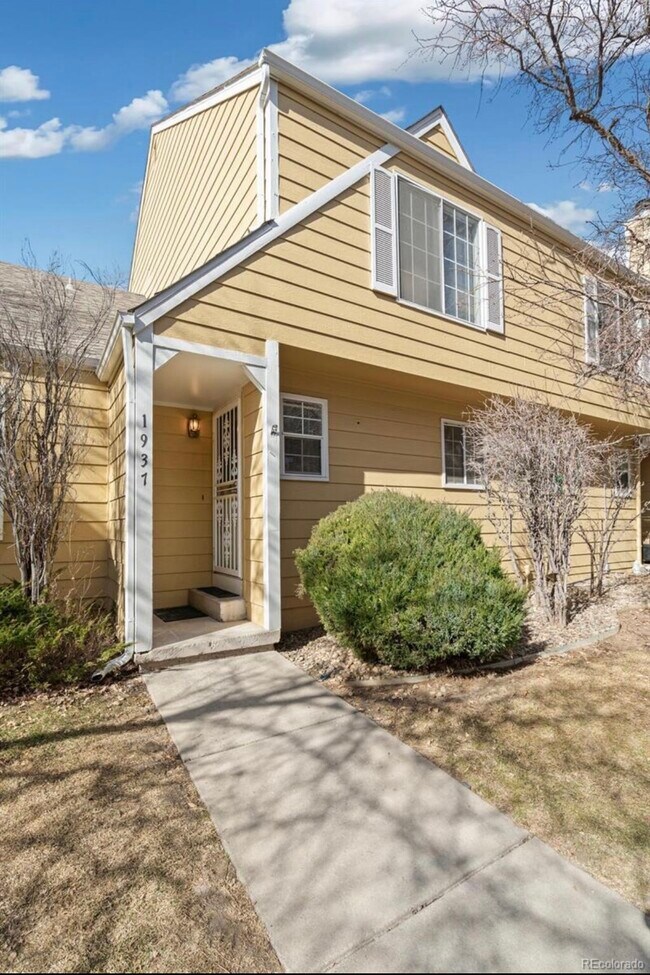 Photo - 1937 S Balsam St