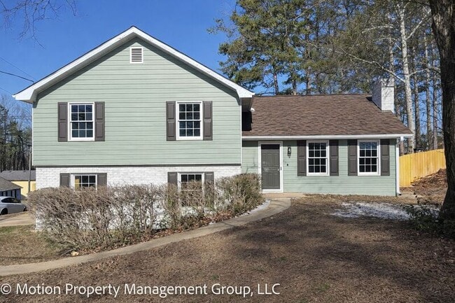 Building Photo - 1330 Hillcrest Dr