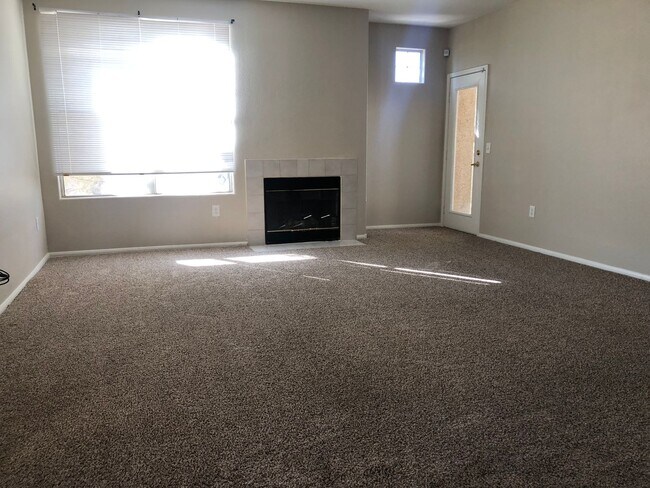 Photo - Great Condo, Convenient Location in a Gated Community Unit 2007 - Russell2007