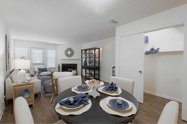 Lakeside 2BR/1.5 Bath TH - The Landings at Northcross Rental