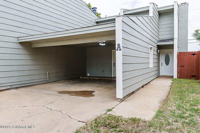 Photo - 4314 52nd St