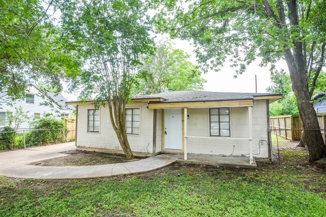 Photo - 713 Wafer St