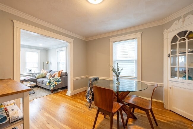 Photo - 22 Potomac St