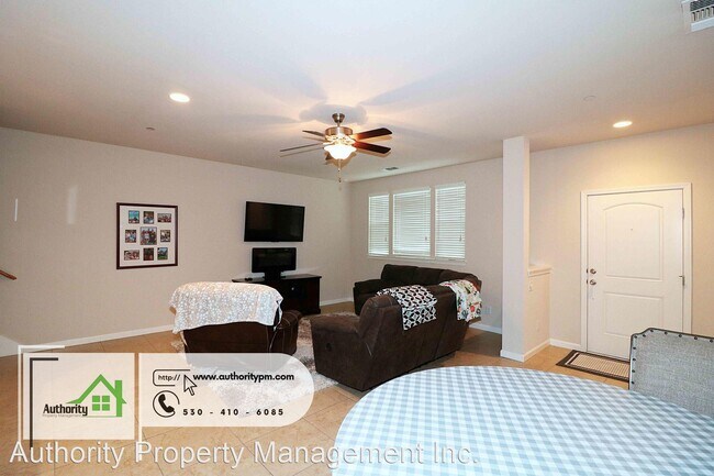 Photo - 3 br, 2.5 bath House - 573 Mission De Oro ...