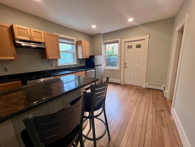 Photo - 188 Franklin St Unit 1