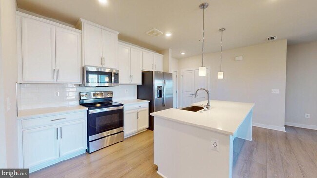 Photo - 12850 Mosaic Pk Wy Unit 2Q