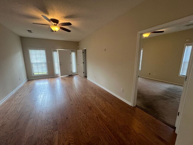 Photo - 6513 Covington Villas Dr