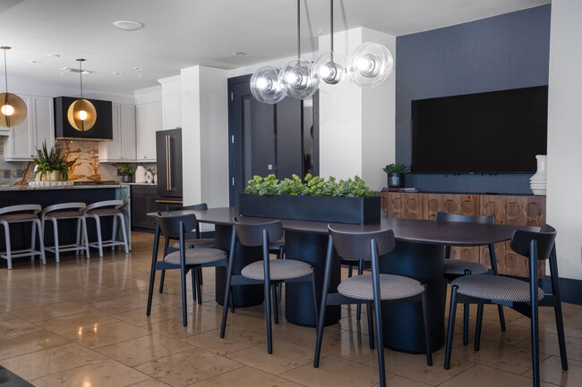 Photo - The Heights at Park Lane