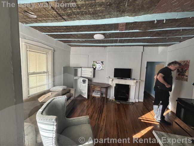 Photo - 2 Appian Way Unit #1