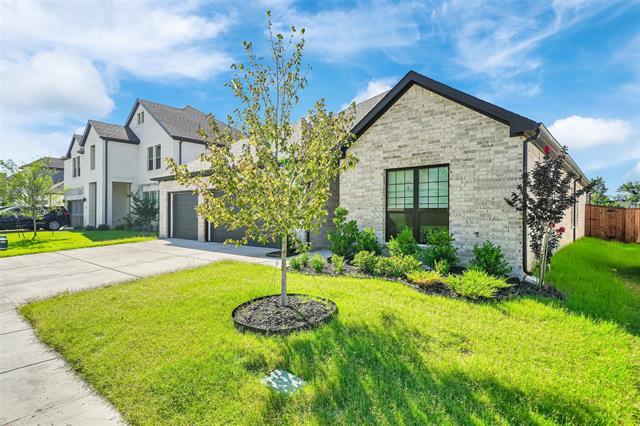 Photo - 260 Lakeside Dr