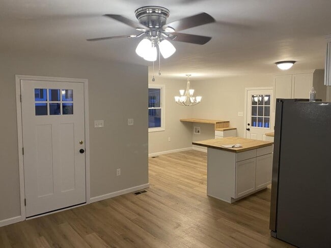 Photo - 3950 Briargate Ave