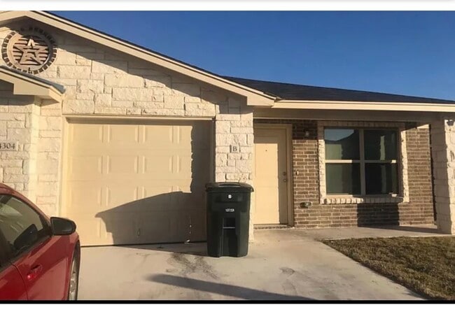 Building Photo - 1506 Golden Eagle Ct