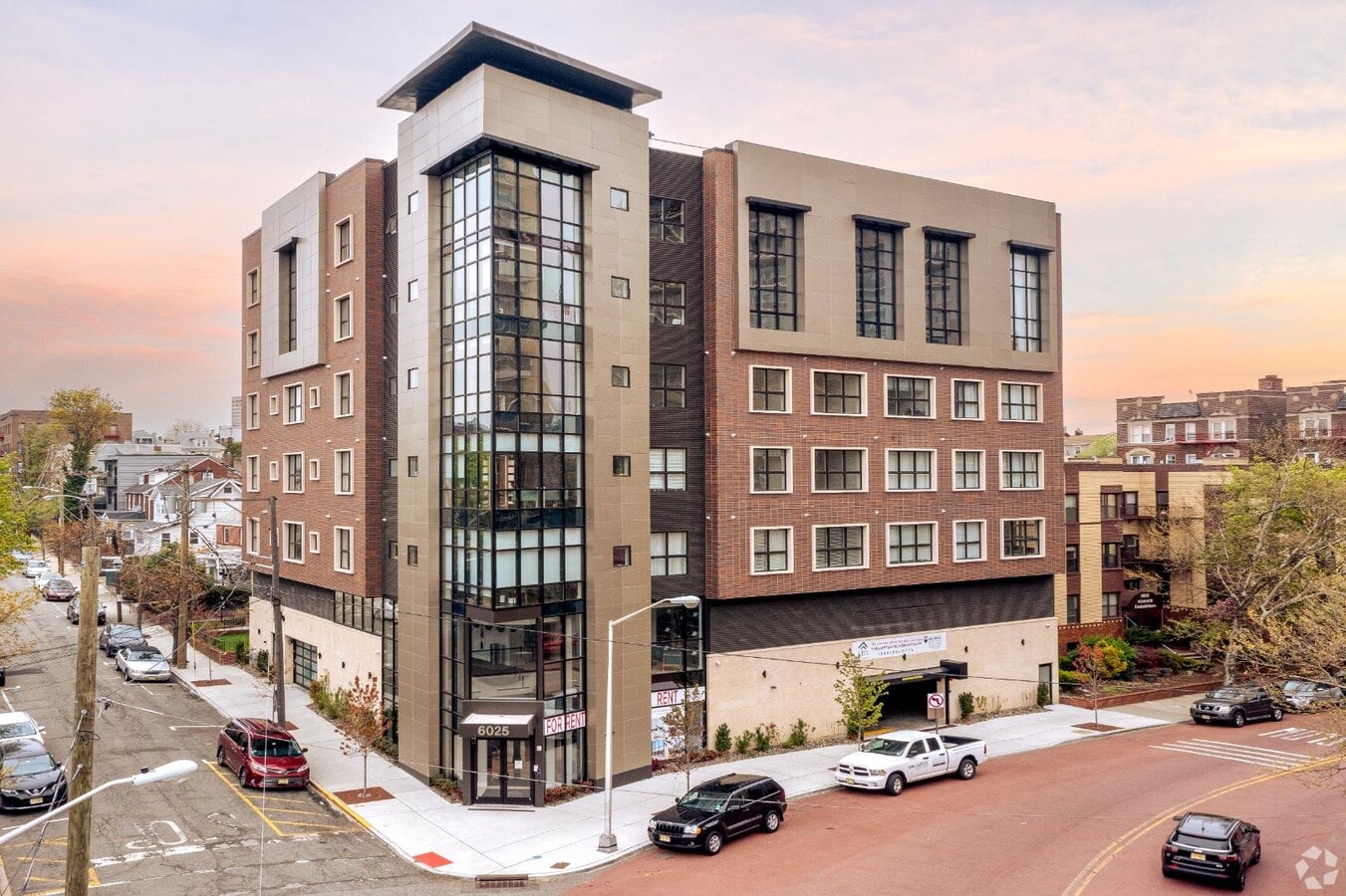 Photo - 6025 JFK Blvd E