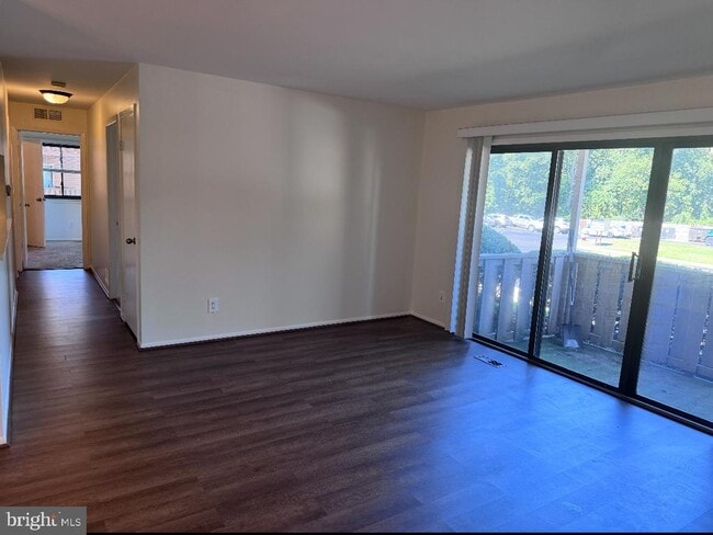 Building Photo - 1001 Woodhollow Dr Rental