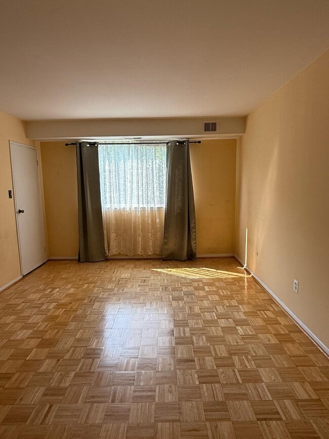 Photo - 9921 Bustleton Ave