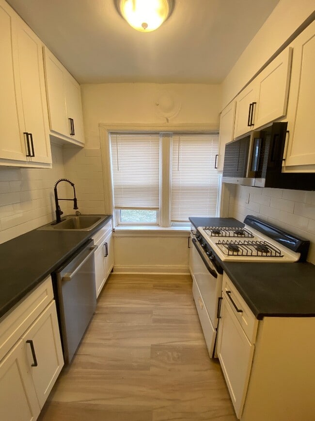 Photo - 7336-103 Forsyth Blvd Unit 103