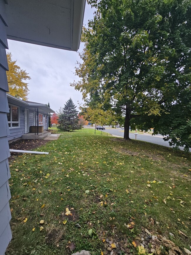Photo - 132 E Pomeroy St