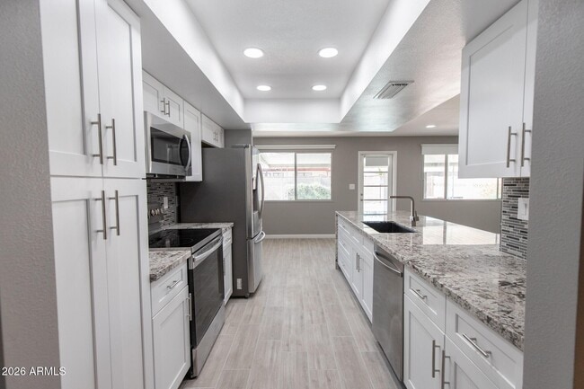 Photo - 1224 E Campus Dr