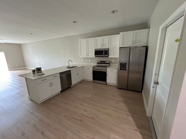 Photo - Duplex Unit For Rent In Port Charlotte