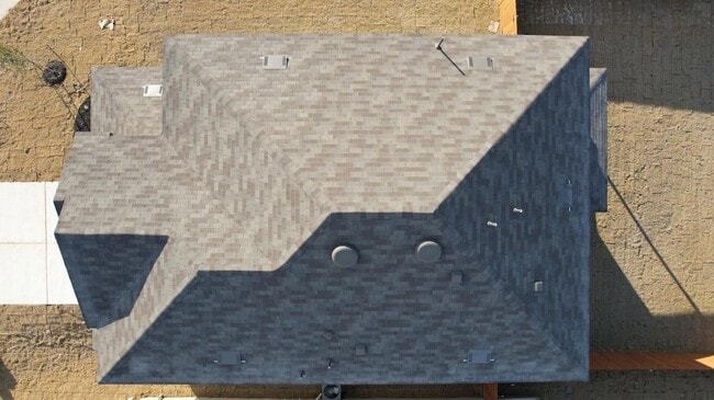Photo - 98 Pacific Loon St