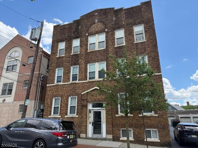 Photo - 67 Bay St Unidad 1L Rental