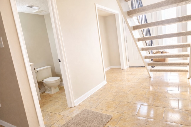 Photo - 94 Balsam Rd