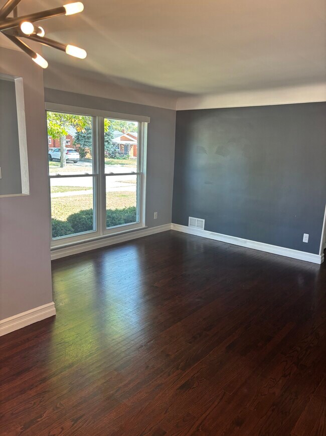 Photo - 29195 Spoon Ave