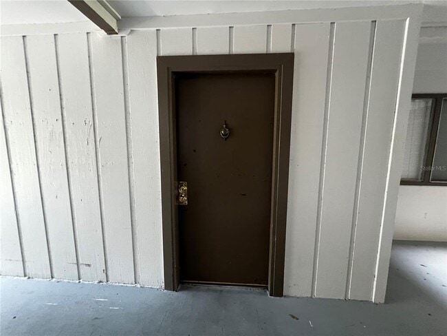 Building Photo - 6519 W Newberry Rd Unit 604 Rental