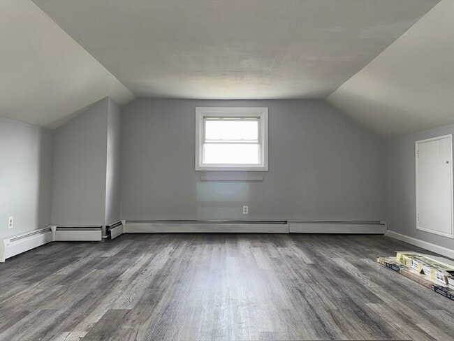 Photo - 148 Maxfield St Unit 3
