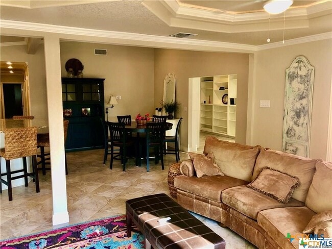 Photo - 156 Trelawney St