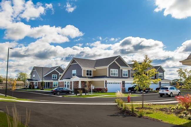 Building Photo - 713 Verandah Dr