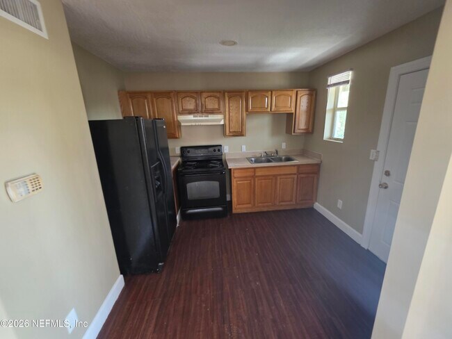 Photo - 1317 W 15th St Unit 3