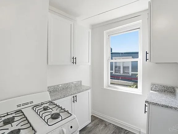 4569 N Edgewood Ave Unit 4569 Top