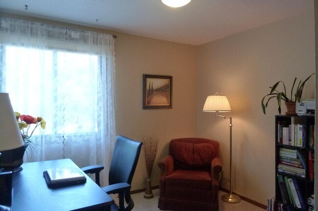 Photo - $1,095 | 2 Bedroom, 1 Bathroom Apartment | Cat Friendly* | Available for August 1st, 2026 Move In! Unit 31