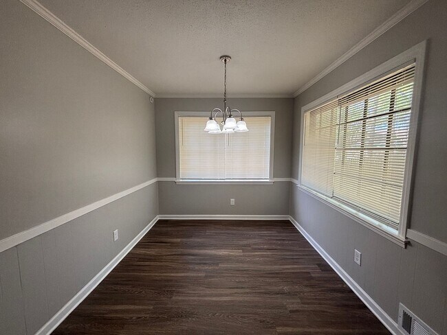 Photo - 8280 Chippingham Dr