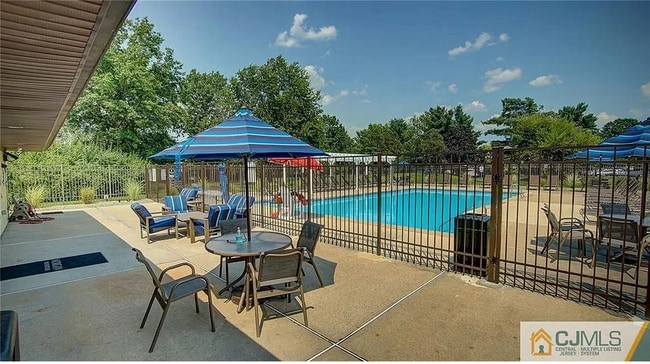 Building Photo - 3 Covington Ct