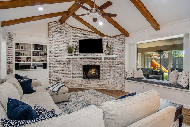 Photo - 1743 Nocturne Ln