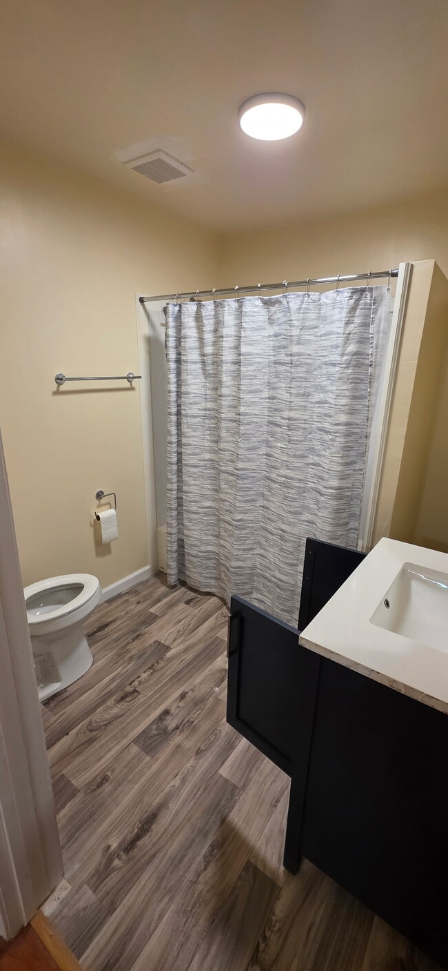 Photo - 400 N Dillard St