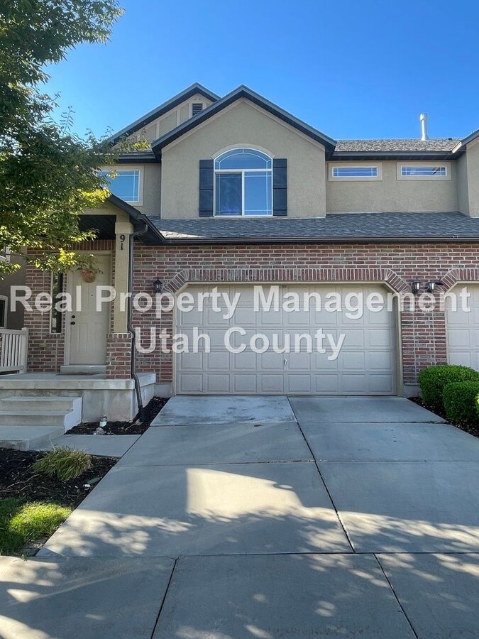 Townhome in Saratoga Springs - Townhome in Saratoga Springs