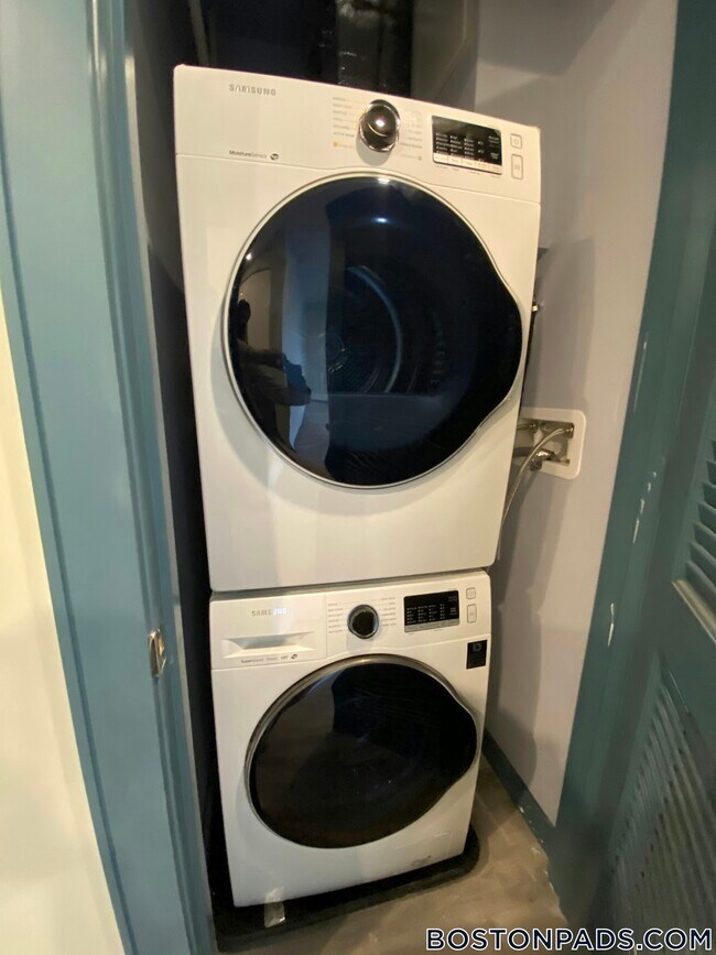 Photo - 1258 Massachusetts Ave Unidad 207