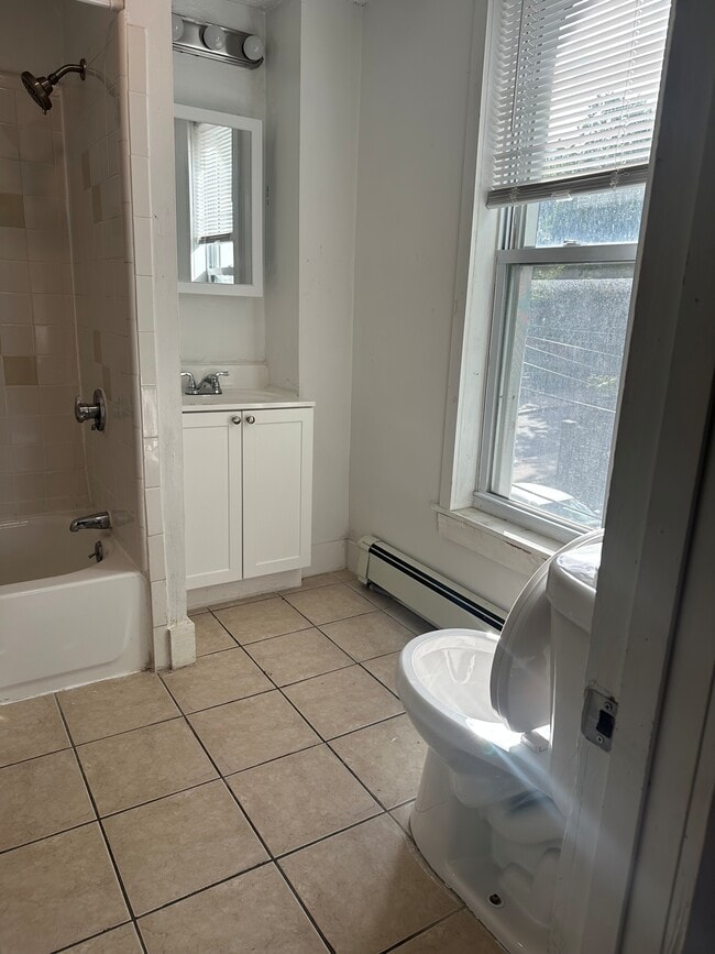 7 Greenville St Unit 4