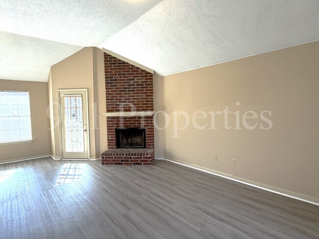 Photo - 7001 Presmond Rd