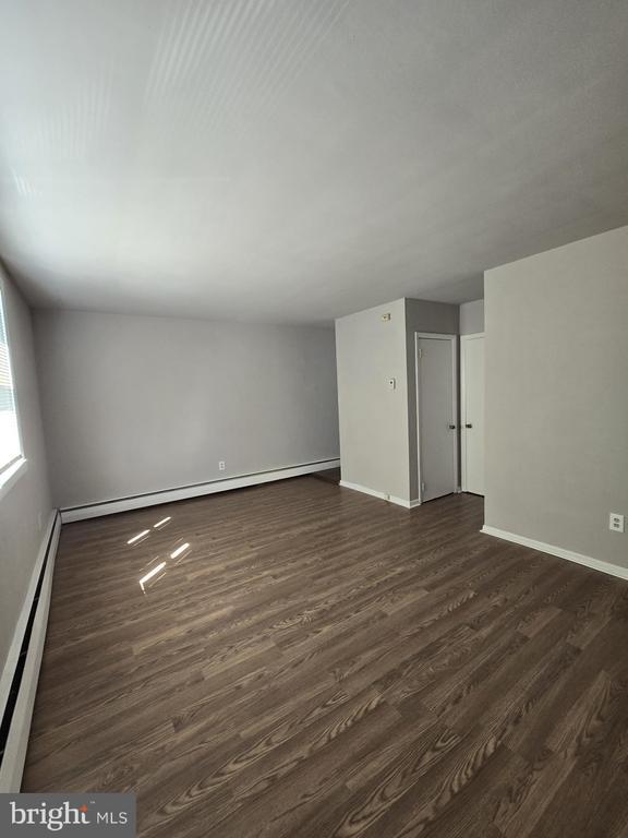 Photo - 5302 Duffield St