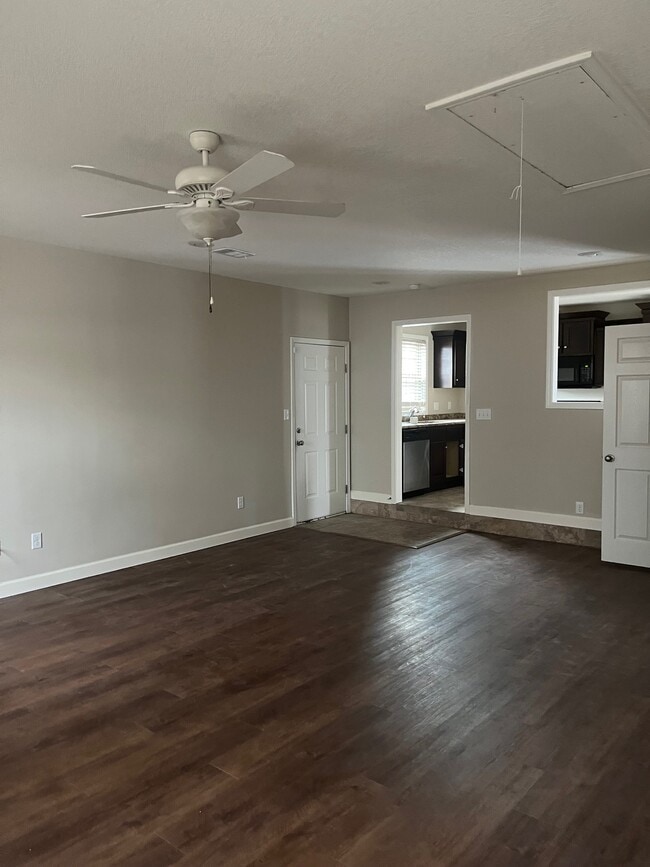 Photo - 1829 Rich Rd