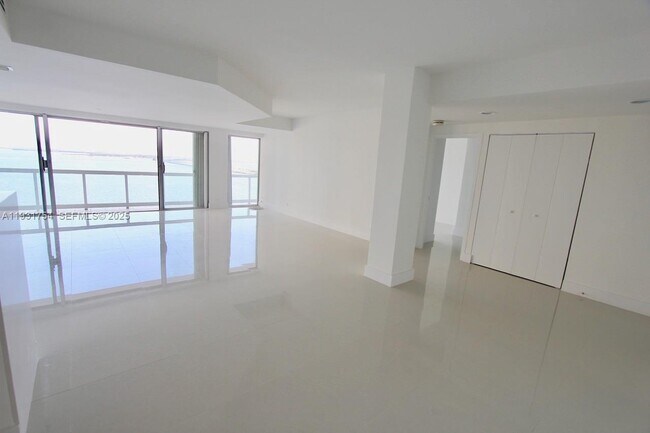 Photo - 2451 Brickell Ave Unit 16J