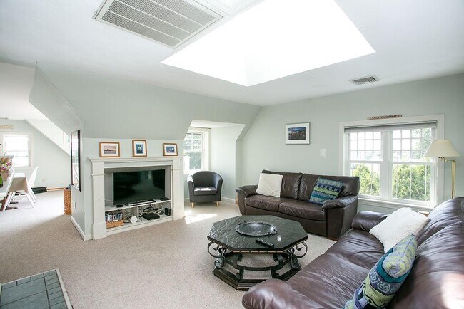 Photo - 1 Seaview Ave