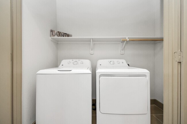 Photo - 3800 Main St